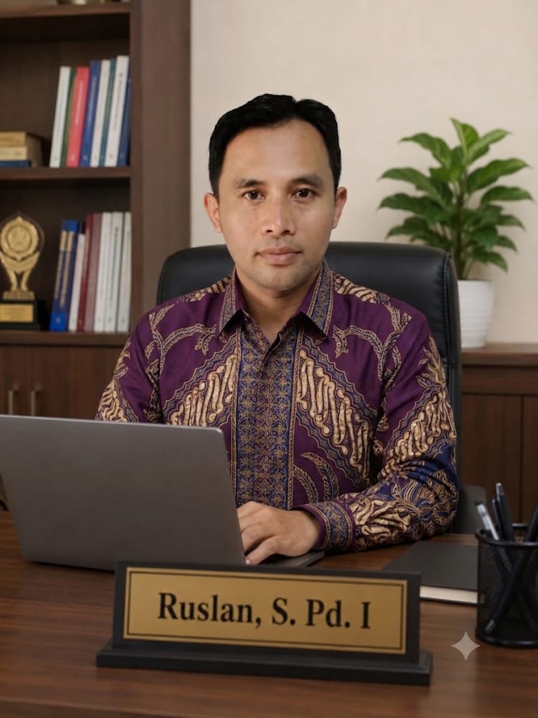 Ruslan, S.Pd.I