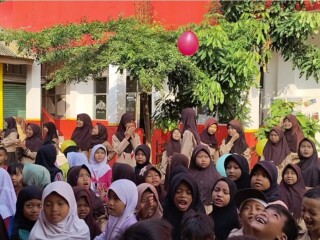 Meriahkan Hari Anak Nasional 2026, SD Negeri Kedungwaringin 03 Lestarikan Permainan Tradisional untuk Menumbuhkan Karakter Anak