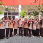 Kegiatan Upacara Bendera dalam Rangka HUT Pramuka ke-65 di SD Negeri Kedungwaringin 03